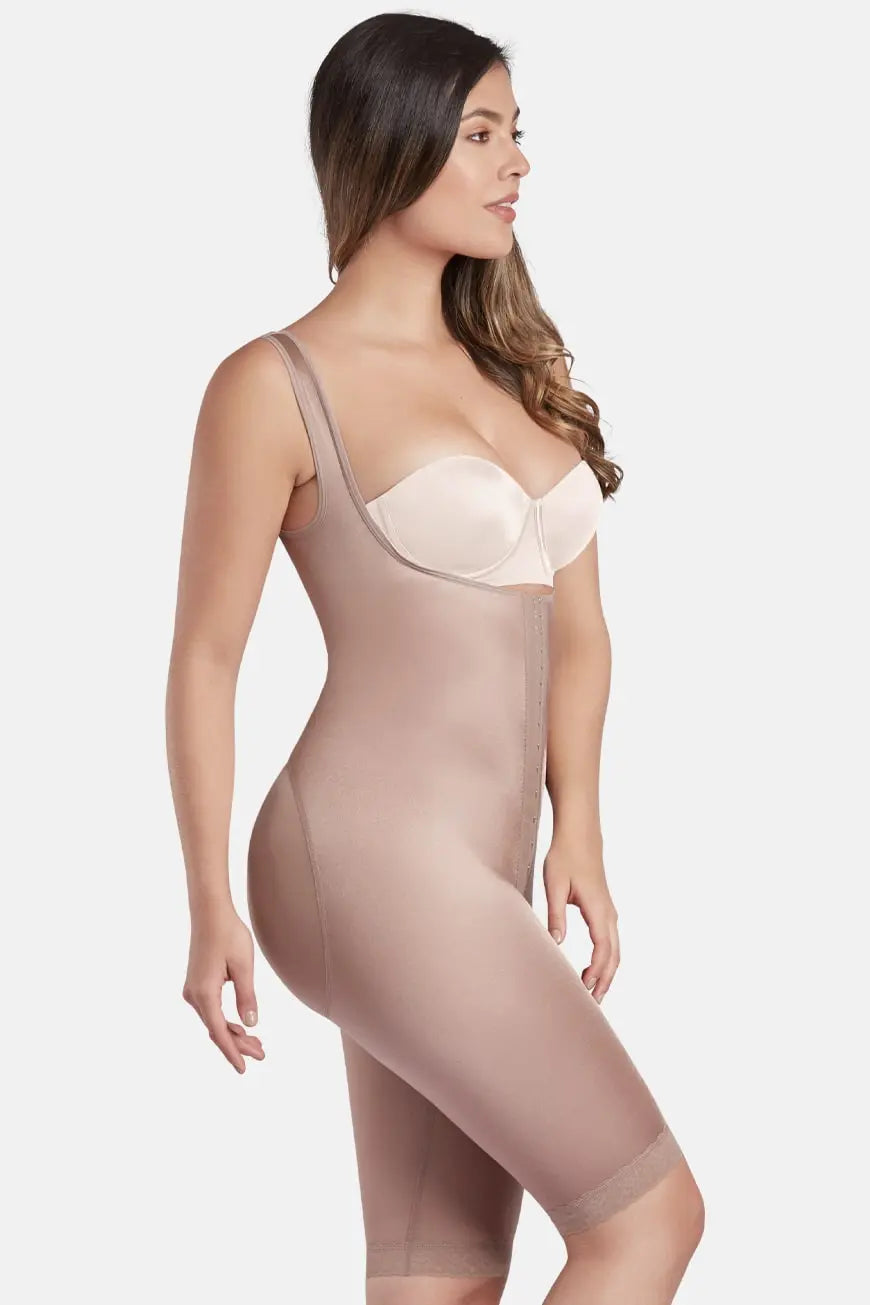 CURVEEZ Mid-Thigh Bodysuit Tummy Control Compression Shapewear for Women  Seamless Full Body Shaper, Nude, Small : : Clothing, Shoes &  Accessories