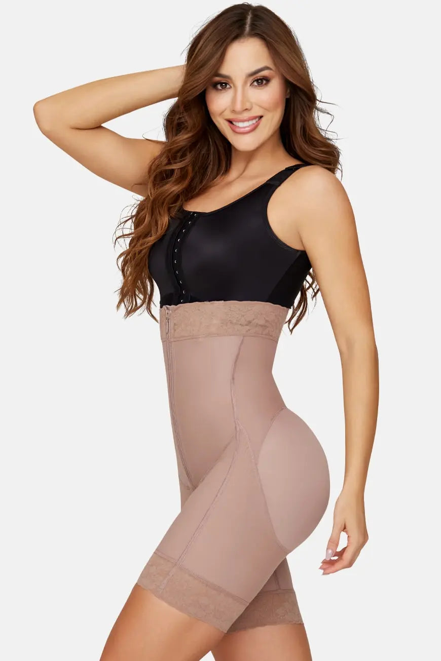 💪✨Get Sculpted Silhouette with Curveez Power Shaping Shorts! 👉Shop now at   #shapewearusa #curveez #shapewear…